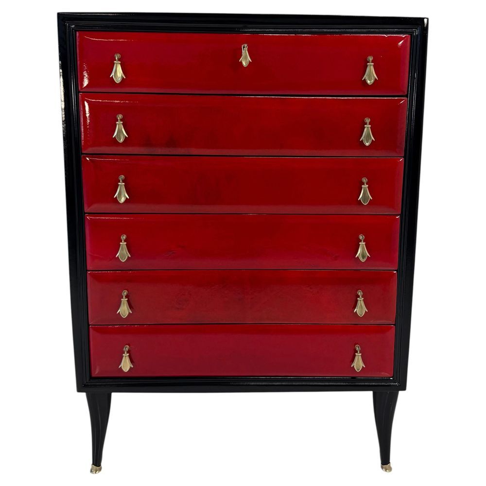 Italienische Art-Déco-Kommode aus rotem Pergament und Messing, 1950er Jahre